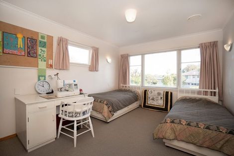 Photo of property in 8 Swansea Street, Hokowhitu, Palmerston North, 4410