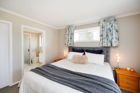 Photo of property in 12a Phillips Street, Sanson, 4817