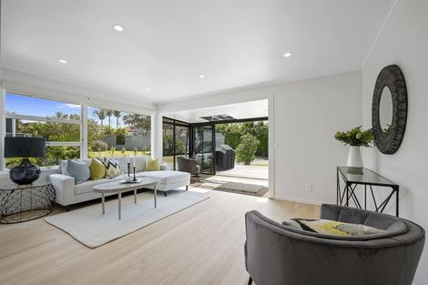 Photo of property in 1/240 Hurstmere Road, Takapuna, Auckland, 0622