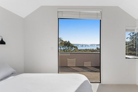 Photo of property in 27b Tamaki Bay Drive, Pakuranga, Auckland, 2010