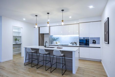 Photo of property in 5 Cutfield Lane, Kumeu, 0810