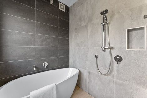 Photo of property in 154a Nile Road, Milford, Auckland, 0620