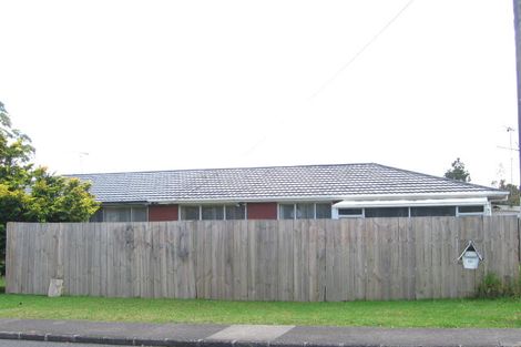 Photo of property in 2/56 Royal View Road, Te Atatu South, Auckland, 0610