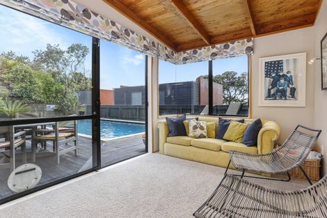 Photo of property in 1 Park Rise, Campbells Bay, Auckland, 0630