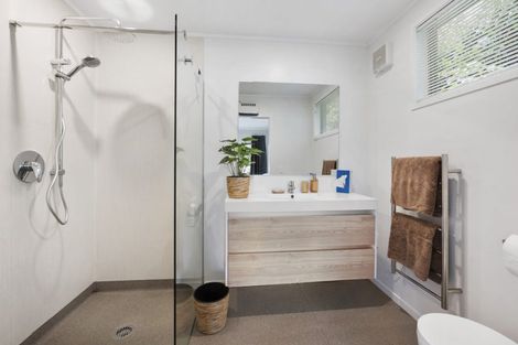 Photo of property in 7 Steep Street, Lake Okareka, Rotorua, 3076