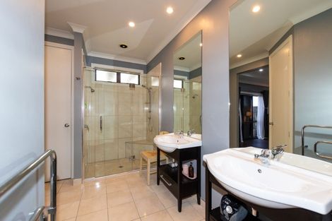 Photo of property in Heynes Place, 24 Heynes Place, Clive, 4102