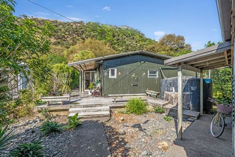 Photo of property in 19 Maraetai Place, Port Waikato, Tuakau, 2695