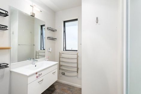 Photo of property in 2/71 Thames Street, Mairehau, Christchurch, 8013