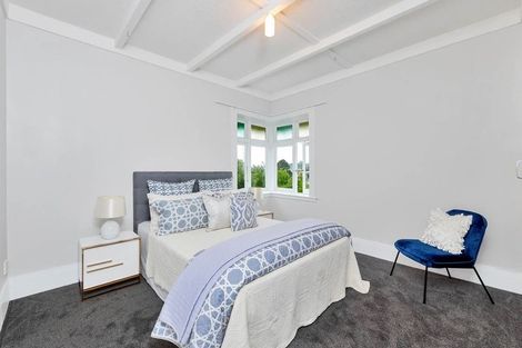 Photo of property in 2/55 Chislehurst Street, Henderson, Auckland, 0612