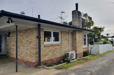 Photo of property in 17 Warriston Avenue, Waiuku, 2123