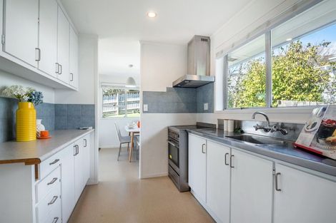 Photo of property in 1/36 Acacia Road, Torbay, Auckland, 0632