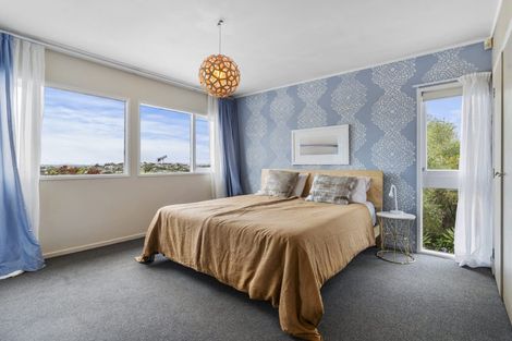 Photo of property in 33 Gretel Place, Hillcrest, Auckland, 0627