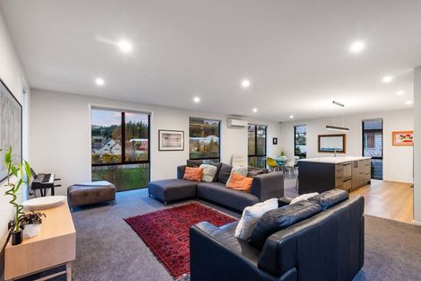 Photo of property in 25 Grandvista Drive, Green Island, Dunedin, 9018