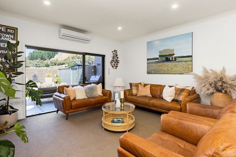 Photo of property in 133 Kent Terrace, Taradale, Napier, 4112