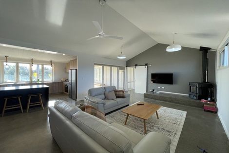 Photo of property in 39 Pohutukawa Drive, Eskdale, Napier, 4182