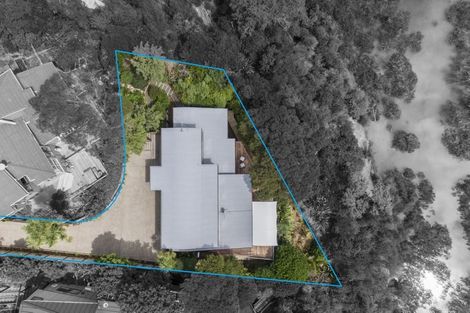 Photo of property in 2/34 Mcbreen Avenue, Northcote, Auckland, 0627