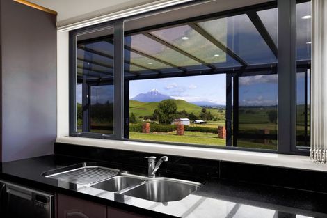 Photo of property in 801 Bird Road, Pukengahu, Stratford, 4393