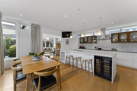 Photo of property in 62a Holly Road, St Albans, Christchurch, 8014