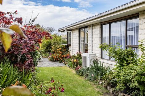 Photo of property in 39 Seadown Crescent, Amberley, 7410