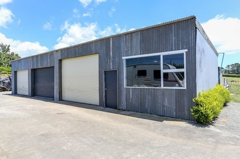 Photo of property in 1988 Egmont Road, Kaimiro, Inglewood, 4386