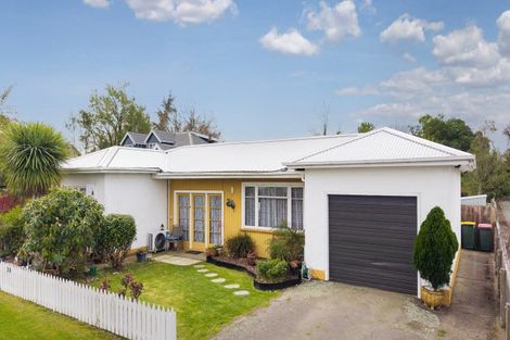 Photo of property in 28 Leonard Street, Waimate, 7924