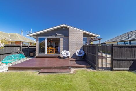 Photo of property in 101 Effingham Street, North New Brighton, Christchurch, 8083