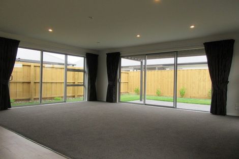 Photo of property in 33 Farnborough Way, Rolleston, 7615