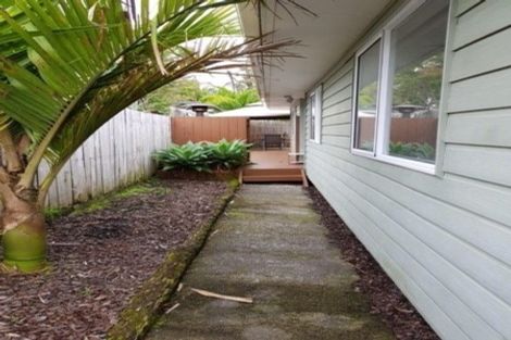 Photo of property in 1/14 Midgley Road, West Harbour, Auckland, 0618