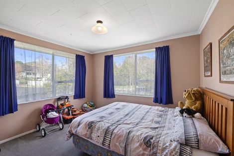 Photo of property in 1 Wayne Place, Ferndale, New Plymouth, 4310