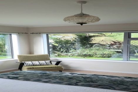 Photo of property in 5a Tui Grove, Oakura, 4314