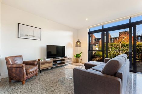 Photo of property in 25 Isitt Road, Hobsonville, Auckland, 0616