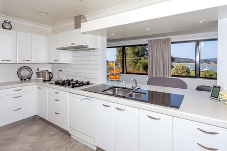 Photo of property in 19 Rewa Rewa Valley, Tairua, 3508