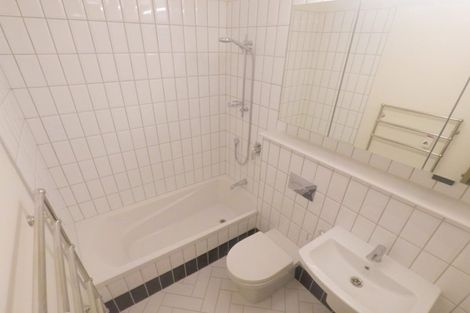 Photo of property in 101/3 Roxburgh Street, Mount Victoria, Wellington, 6011