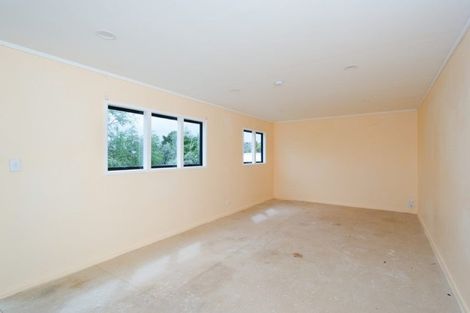 Photo of property in 19a Pisces Road, Glen Eden, Auckland, 0602