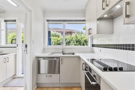 Photo of property in 4/28 Ferndale Road, Mount Wellington, Auckland, 1060