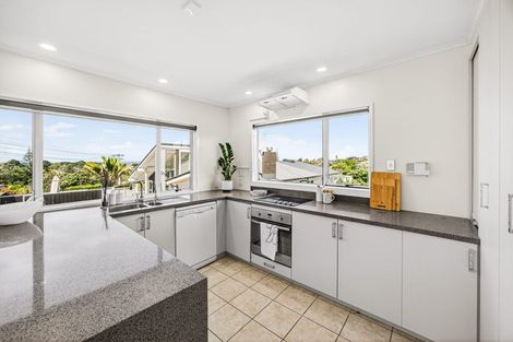 Photo of property in 20 Peter Terrace, Castor Bay, Auckland, 0620
