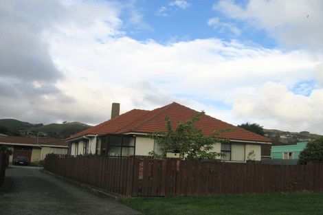Photo of property in 8b Beauchamp Street, Tawa, Wellington, 5028