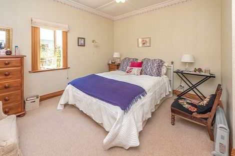 Photo of property in 5 Godwin Crescent, College Estate, Whanganui, 4500