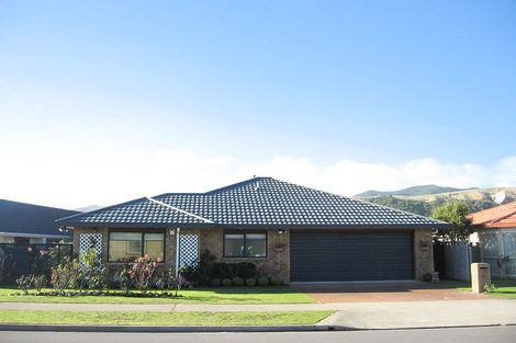 Photo of property in 3 Lorna Irene Drive, Raumati South, Paraparaumu, 5032