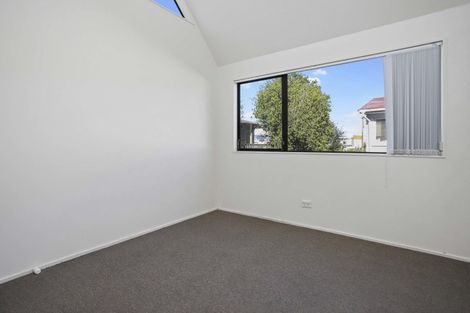 Photo of property in 2/30 Tristram Avenue, Forrest Hill, Auckland, 0620