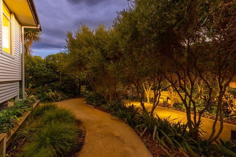 Photo of property in 4 Frances Street, Waikanae Beach, Waikanae, 5036