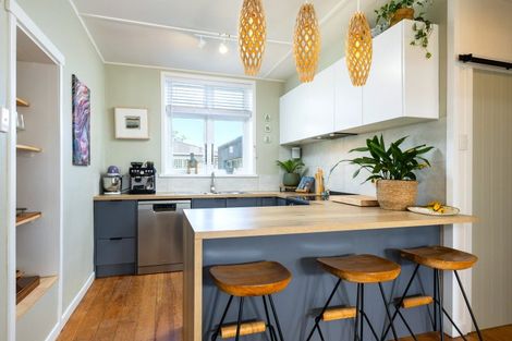 Photo of property in 11 Dillon Street, Blenheim, 7201