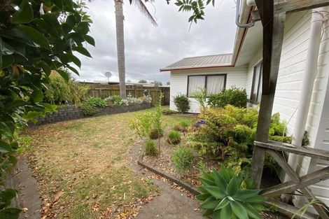 Photo of property in 5b Hartford Avenue, Papamoa Beach, Papamoa, 3118