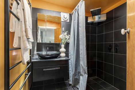 Photo of property in 41 Glenbervie Terrace, Thorndon, Wellington, 6011