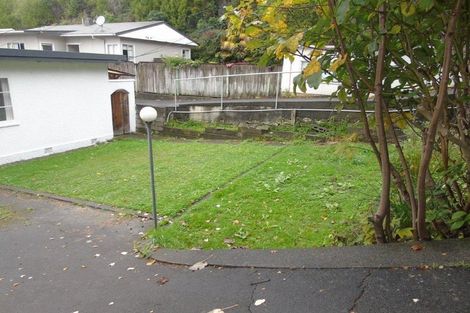 Photo of property in 11 Kopara Grove, Stokes Valley, Lower Hutt, 5019