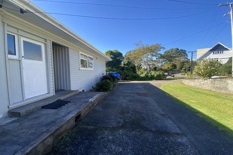 Photo of property in 34 Barrett Street, Westown, New Plymouth, 4310