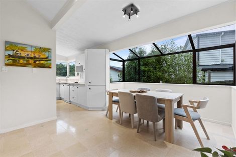 Photo of property in 38 Eugenia Rise, Totara Heights, Auckland, 2105