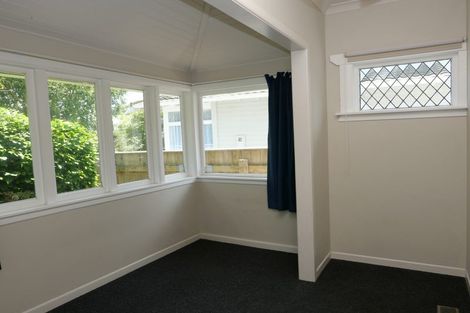 Photo of property in 5 Burrows Avenue, Karori, Wellington, 6012