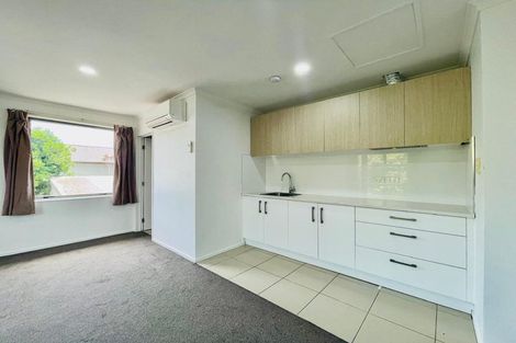 Photo of property in 2 Reins Road, Takanini, 2112