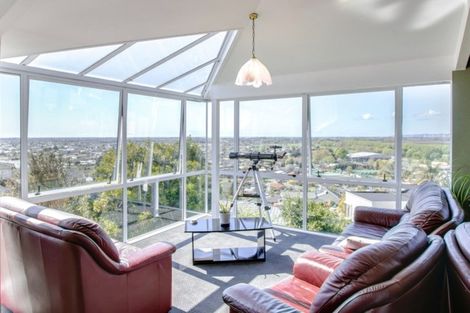 Photo of property in 95 Churchill Drive, Taradale, Napier, 4112